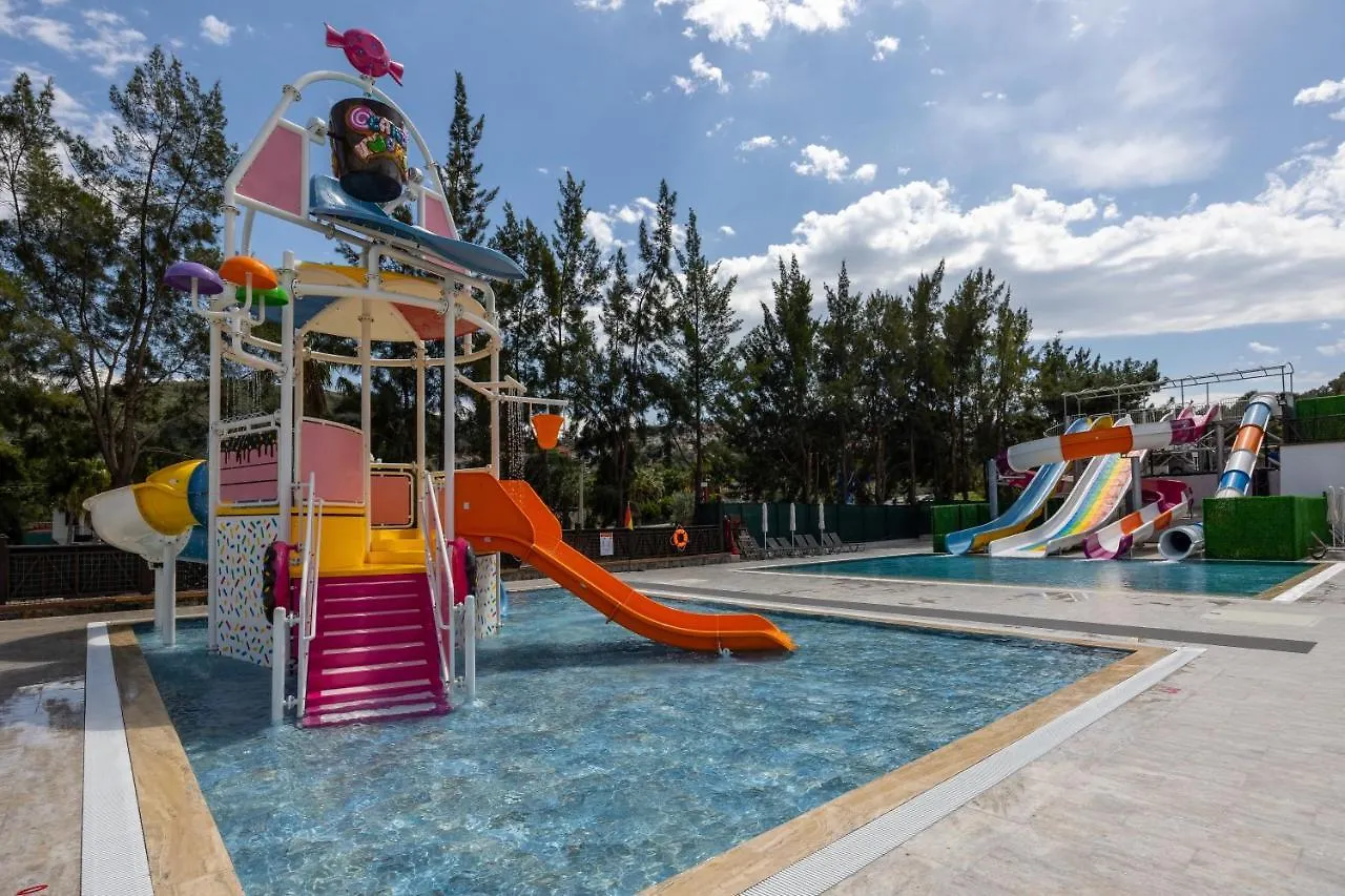 Ramada Hotel & Suites By Wyndham Kusadasi Turkey