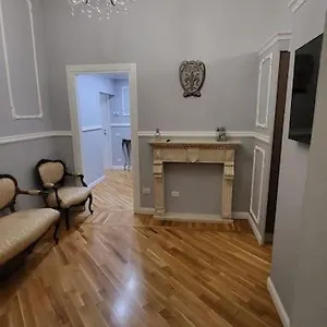 https://appartamento-nel-cuore-di-firenze-piazza-signoria.it-tuscanyhotel.com