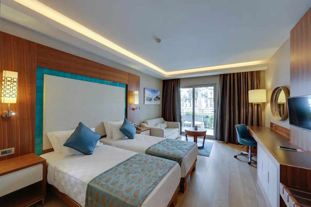 Ramada Hotel & Suites By Wyndham Kusadası Turchia